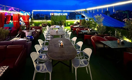 Ahmedabad, Restaurants, Top-Rated Restro Cafe In Ahmedabad With Rooftop Seating