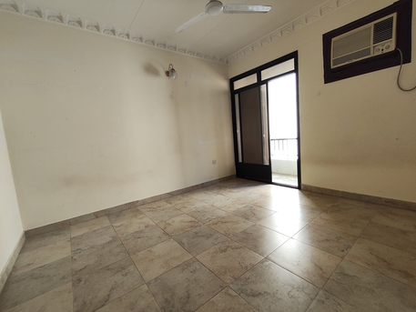 Mahooz, Apartments/Houses, BHD 240/year,  2 BR,  Mahooz:- 2Bhk Unfurnished Flat On Rent With Ewa..