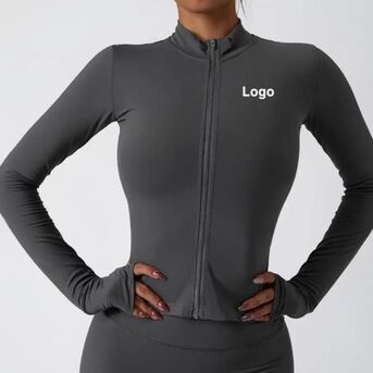 New York, Clothing & Accessories, USD 4,  For The Best Ultra Marathon Clothing Supplies, Partner With Marathon Clothes