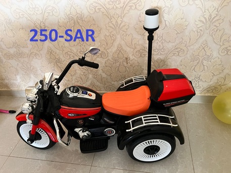 Al Kharj, Appliances, SAR 200,  Mattress, Baby Bike, Sub Woofer, Baby Swing, Slide