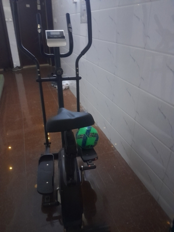 Jubail, Sporting Goods, SAR 400,  CROSS TRAINER Fitness Exercise Bike