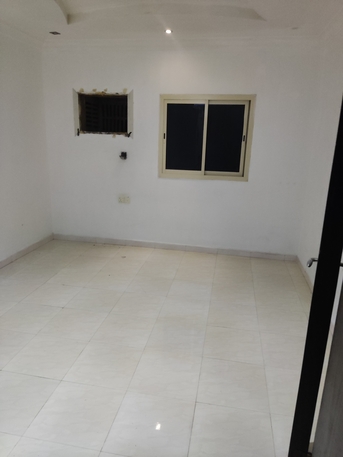 Al Rayan, Apartments/Houses, SAR 2700/month,  3 BR,  Very Neat 3 Bedroom Apartment