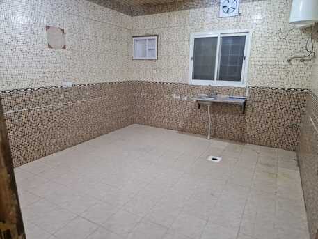 Riyadh, Rooms Available, SAR 600/month,  I Have 2BH Flat Bed Space Is Available For Bachelor