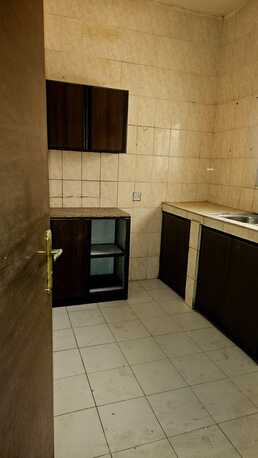 Gudaibiya, Apartments/Houses, BHD 250/month,  4 BR,  4 Bedroom Unfurnished Flat For Rent Without Ewa