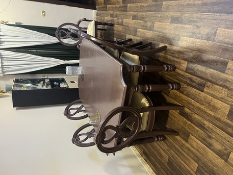 Jeddah, Furniture, SAR 250,  6-8 Seater Table Original With Chairs With Extendable Table Option