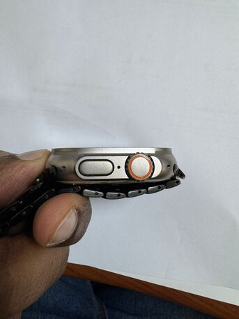 Khobar, Mobile Phones, SAR 2000,  Apple Watch Ultra 2 & AirPods (2nd Generation)