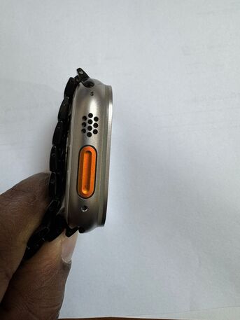 Khobar, Mobile Phones, SAR 2000,  Apple Watch Ultra 2 & AirPods (2nd Generation)