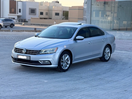 Manama, Vehicles, Cars & Trucks , BHD 4200,  Volkswagen Passat,  2018,  Automatic,  99450 KM,    (Silver)