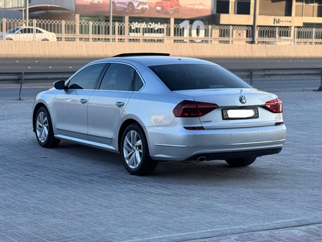 Manama, Vehicles, Cars & Trucks , BHD 4200,  Volkswagen Passat,  2018,  Automatic,  99450 KM,    (Silver)