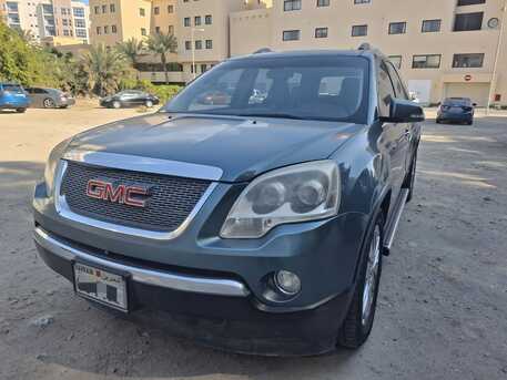 Umm Al Hassam, Vehicles, Cars & Trucks , BHD 1,  Gmc Acadia,  2010,  Automatic,  210000 KM,  G M C Acadia, Excellent Condition, Call 34344863
