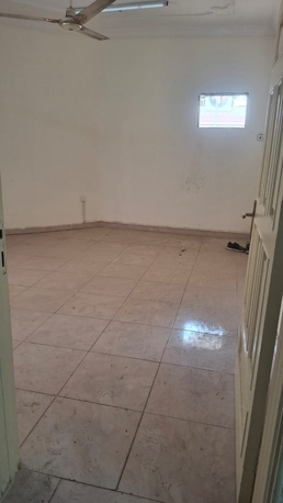 Azizia, Apts/Flats Wanted, SAR 20000/year,  2 BR,  Azizia Near Indain Garil School 2room 1kechan 1bath 1hal