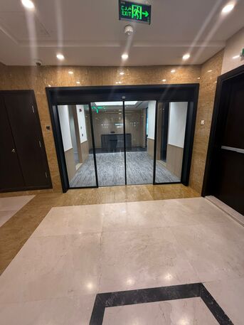 Riyadh, Construction, للحدادة و المونيم