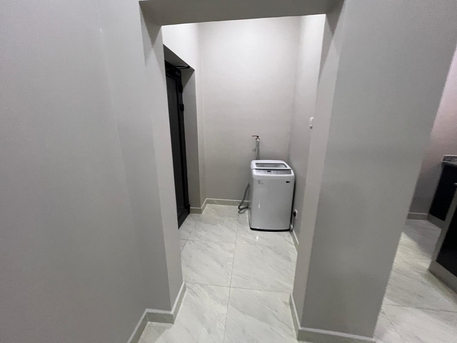 Zinj, Apartments/Houses, BHD 200/year,  1 BR,  📍ZINJ 🏡 NEW RENOVATED SPACIOUS STUDIO FULLYFURNISHED FLAT( OPPOSITE OF NASSER PARMERCY )