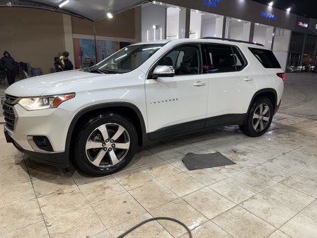 Dammam, Vehicles, Cars & Trucks , SAR 80000,  Chevrolet Traverse Premier,  2019,  Automatic,  140000 KM,  Selling Chevrolet Treavese, Full Option, Maint In GMC, No Acc, Minor Scratches