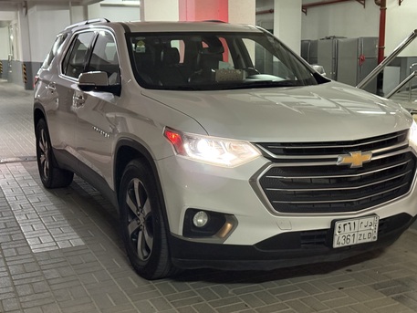 Dammam, Vehicles, Cars & Trucks , SAR 80000,  Chevrolet Traverse Premier,  2019,  Automatic,  140000 KM,  Selling Chevrolet Treavese, Full Option, Maint In GMC, No Acc, Minor Scratches