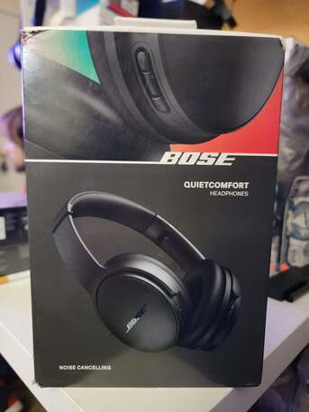 Jeddah, Electronics, SAR 700,  Bose QuietComfort Wireless Noise Cancelling Headphones, Black