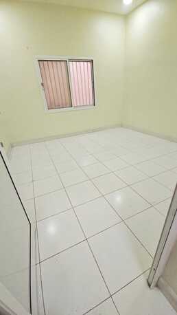 Salmaniya, Apartments/Houses, BHD 180/month,  1 BR,  1 Bedroom Unfurnished Flat For Rent With Ewa Unlimited