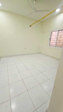 Salmaniya, Apartments/Houses, BHD 180/month,  1 BR,  1 Bedroom Unfurnished Flat For Rent With Ewa Unlimited