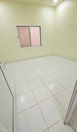 Salmaniya, Apartments/Houses, BHD 160/month,  1 BR,  1 Bedroom Unfurnished Flat For Rent With Ewa Unlimited