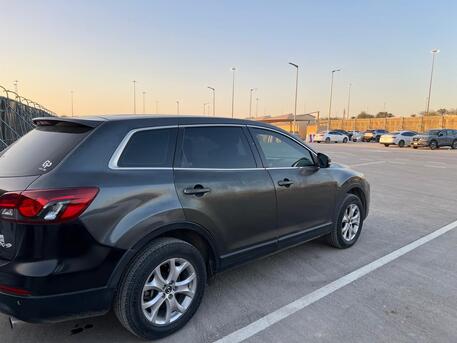 Riyadh, Vehicles, Cars & Trucks , SAR 35000,  Mazda CX-09,  2015,  Automatic,  187500 KM,    Model- Mid Option With Sun Roof