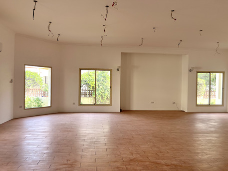 Janabiya, Villas, BHD 650,  350 Sq. Meter,  Elegant 4BR Compound Villa With Garden