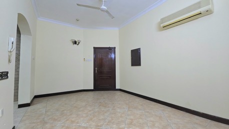 Hoora, Apartments/Houses, BHD 180/month,  2 BR,  Semi Furnished Exclusive Spacious 2 Bedroom Flat Hoora Near Tea House @ 180/- BHD