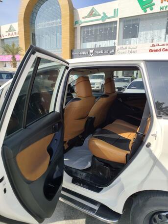 Al Bathaa, Vehicles, Cars & Trucks , SAR 62000,  Toyota Innova 2017,  2017,  Automatic,  109700 KM,   Innova Crysta  New Tyre And Break Pads(back And Front) Perfect Condition