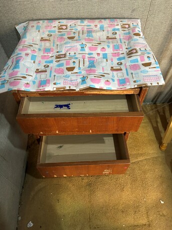 Jubail, Furniture, SAR 25,  Side Tabel Or Small Table With Drawers