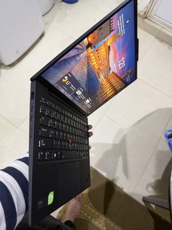 Riyadh, Computers, SAR 5400,  Lenovo Thinkpad X1 Carbon Ultra 7 32GB/1TB Ssd New