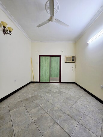 Hoora, Apartments/Houses, BHD 200/month,  2 BR,  - Very Neet & Clean Semi Furnished 2 BHK Flat With Ewa @200/BD In Hoora