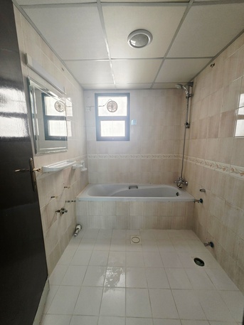 Hoora, Apartments/Houses, BHD 200/month,  2 BR,  -Very Bright & Neet Semi Furnished 2 BHK Flat Without Ewa @200/BD In Hoora