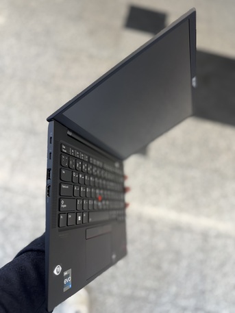 Riyadh, Computers, SAR 3800,  Lenovo Thinkpad X1 Carbon Core I7 12th Gen Ram 16GB/512 Ssd New