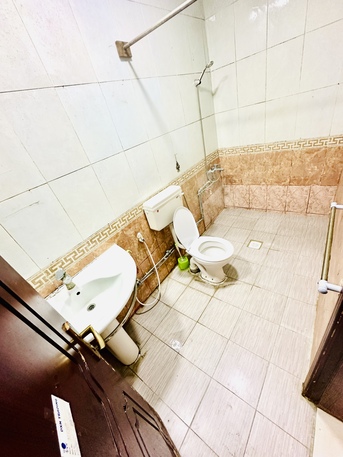 Adliya, Rooms Available, BHD 120/month,  Attached Bathroom Room For Rent In Adliya. ( Unlimited Ewa )