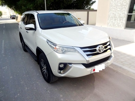 Umm Al Hassam, Vehicles, Cars & Trucks , BHD 7600, Toyota Fortuner, 2017, Automatic, 130000 KM, 4X4 2.7L V4 Agency Maintained Neat Clean Car For Sale Expat Leaving !