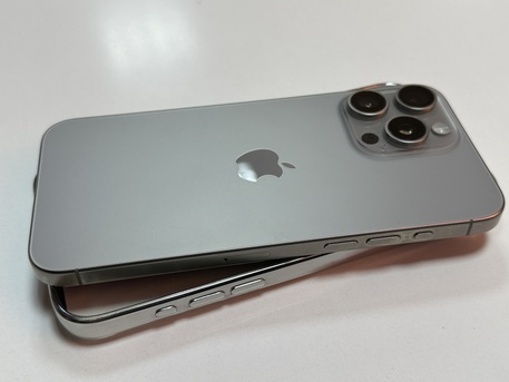 Manama, Mobile Phones, BHD 300,  IPhone 15 Pro Max 256GB