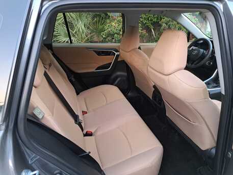 Riffa, Vehicles, Cars & Trucks , BHD 7200,  Toyota RAV4,  2021,  Automatic,  190000 KM,  Excellent Condition