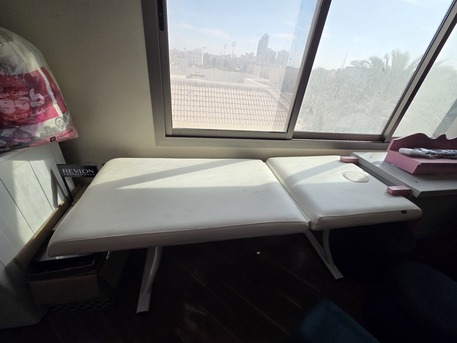 Manama, Health & Beauty Items, BHD 120,  MASSAGE BED