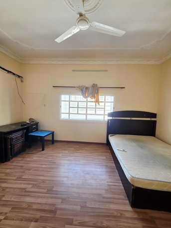 Hoora, Apartments/Houses, BHD 170/month,  1 BR,  -Very Neet & Clean Semi Furnished 1 BHK Flat With Unlimited Ewa @170/BD In Hoora