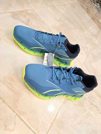 Jeddah, Household Items, SAR 400,  Sports Shoes. New. Reebok. Blue Color. New