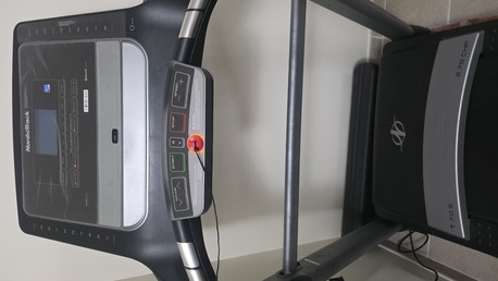 Juffair, Sporting Goods, Selling: Nordik Threadmill Good Condition