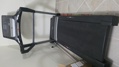 Juffair, Sporting Goods, Selling: Nordik Threadmill Good Condition