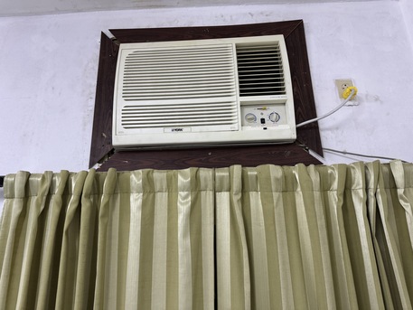 Dammam, Air Conditioners, AC , Kitchen Set And Home Curtain For Sale