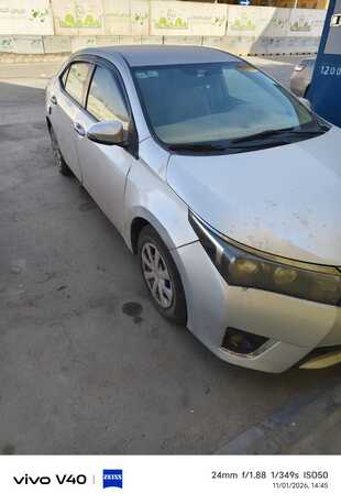Riyadh, Vehicles, Cars & Trucks , SAR 30000,  Toyota Corolla,  2015,  Automatic,  275000 KM,    Silver Color