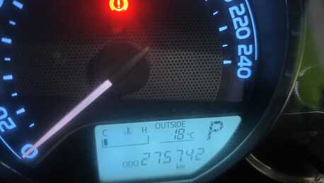 Riyadh, Vehicles, Cars & Trucks , SAR 30000,  Toyota Corolla,  2015,  Automatic,  275000 KM,    Silver Color