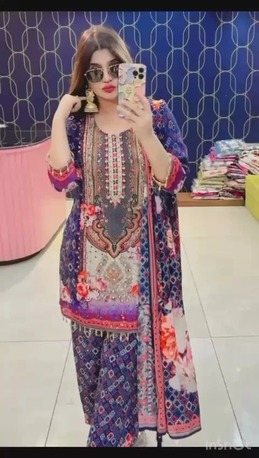 Mumbai, Clothing & Accessories, INR 998,  Party Wear Pakistani Suit