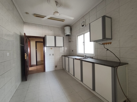Mahooz, Apartments/Houses, BHD 200/year,  1 BR,  Mahooz:- Spacious 1Bhk Unfurnished Flat On Rent With Ewa