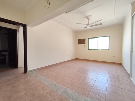 Mahooz, Apartments/Houses, BHD 200/year,  1 BR,  Mahooz:- Spacious 1Bhk Unfurnished Flat On Rent With Ewa
