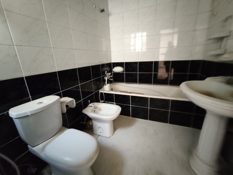 Mahooz, Apartments/Houses, BHD 200/year,  1 BR,  Mahooz:- Spacious 1Bhk Unfurnished Flat On Rent With Ewa