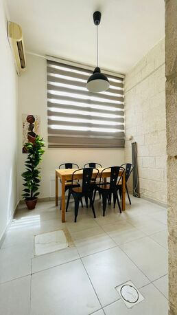 Amman, Apartments/Houses, Jod 900/month,  Furnished,  2 BR,  Spacious Furnisbed Apartment For Rent In Jabal Amman