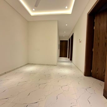 Salmaniya, Apartments/Houses, BHD 230/month,  2 BR,  Brand New Semi Furnished 2 BHK With Ewa In Salmaniya,Lift,Neat & Clean Flat @ 35547951